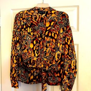 Beautiful long sleeved blouse